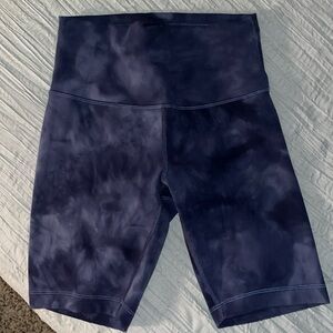 Wunder train shorts. Navy diamond dye
